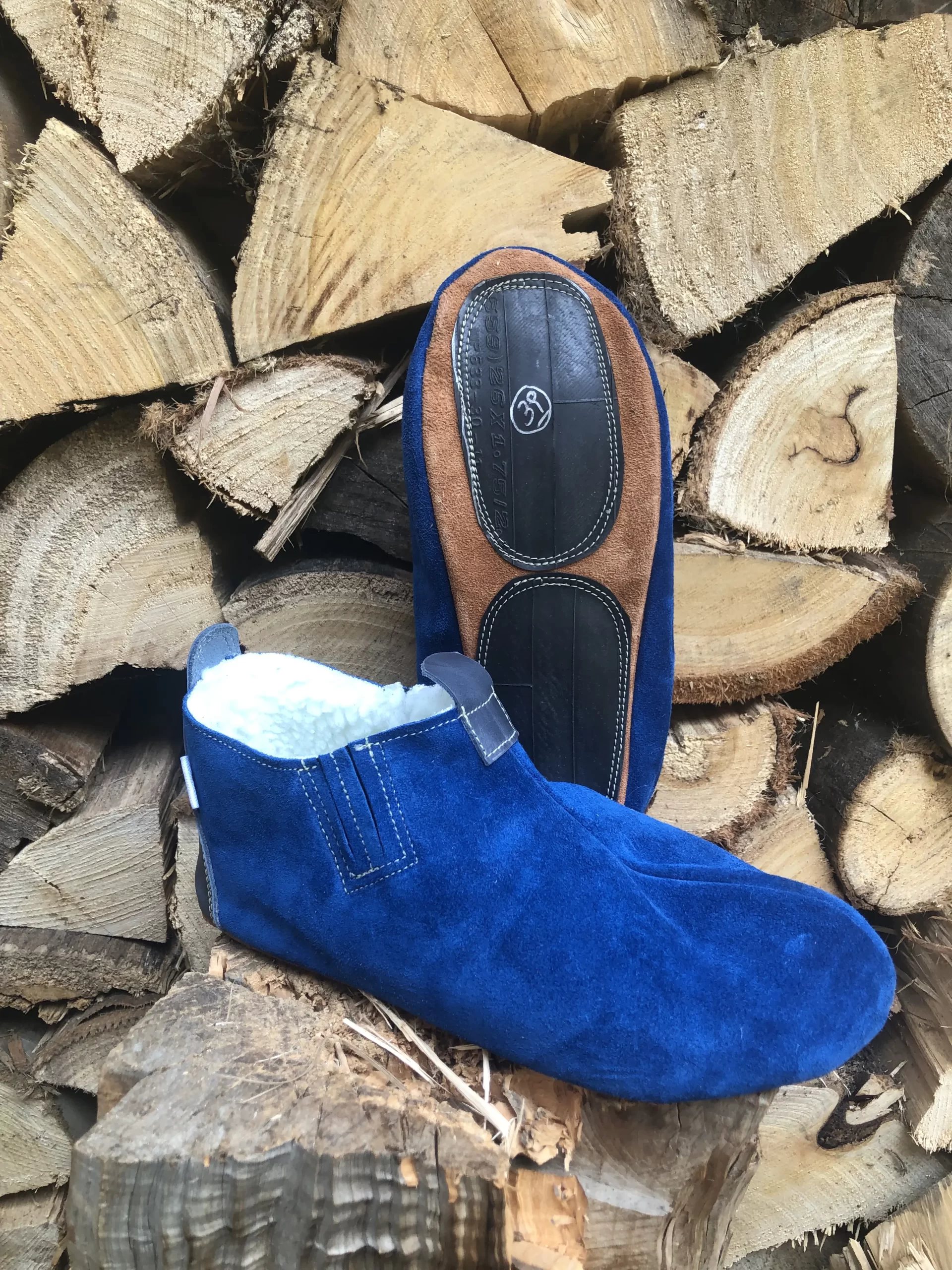 Pantuflas de Cuero Natural y Chiporro - Imagen 3