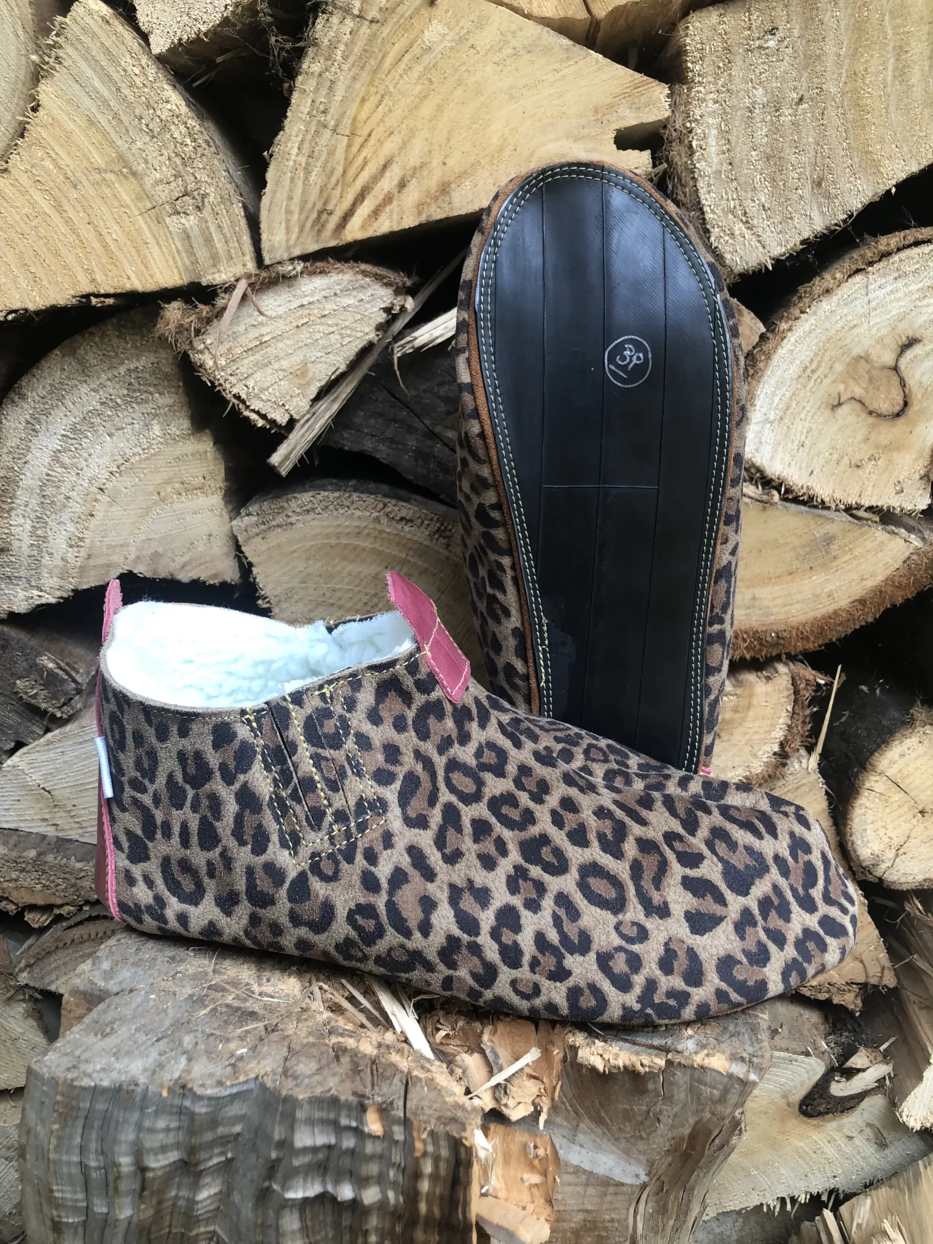 Pantuflas de Cuero Natural y Chiporro - Imagen 6